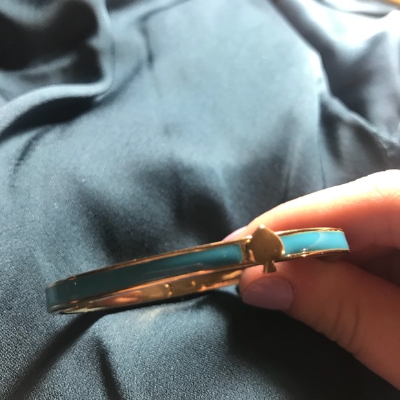 Kate Spade thin hinge spade bangle bright blue - Picture 4 of 8